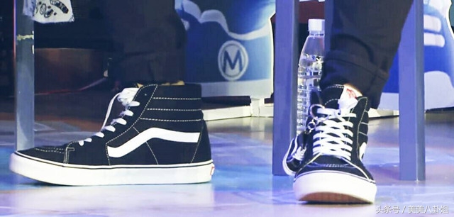 蔡徐坤说林彦俊逛街买袜子,蔡徐坤林彦俊王子异合体