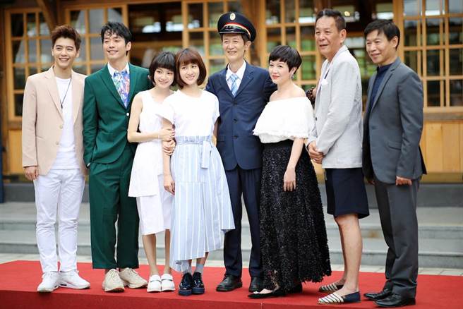 众星祝福王彦霖鹿晗关晓彤,鹿晗和陈柏霖合作