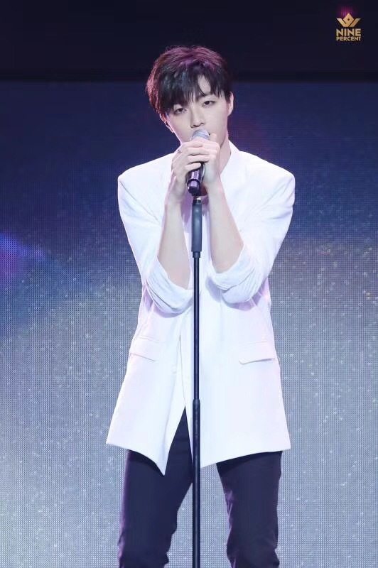 ninepercent合体蔡徐坤唱rap,ninepercent快乐大本营蔡徐坤唱歌