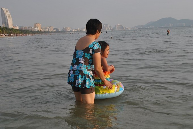 大玲子和爸妈去旅行三亚,带家人去三亚玩都不满意