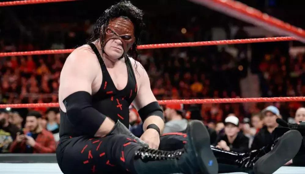 wwe罗曼雷恩斯的防弹衣,wwe美国职业摔角罗曼穿短袖