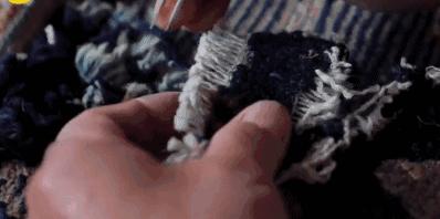 历时30余年,他复原“脚下的软黄金”,连故宫都找他订做地毯!