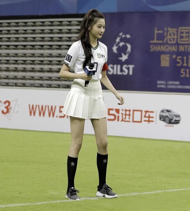 鹿晗足球名人赛完整版,鹿晗明星足球赛视频