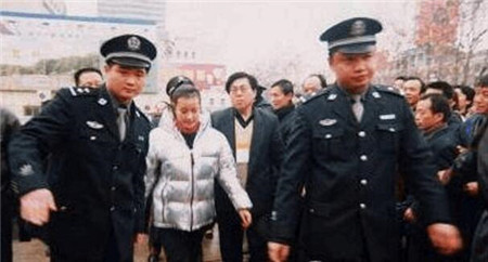 刘晓庆谈坐牢后,刘晓庆回忆因逃税入狱