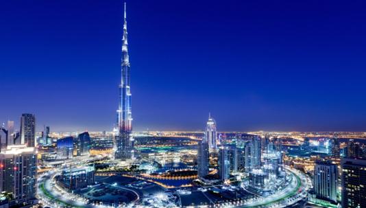 游客旅游都喜欢什么买什么,游客去迪拜富人区