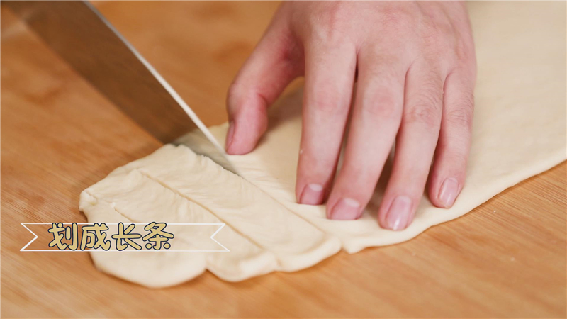 家常自制放心油条的做法视频,油条是怎么炸成的