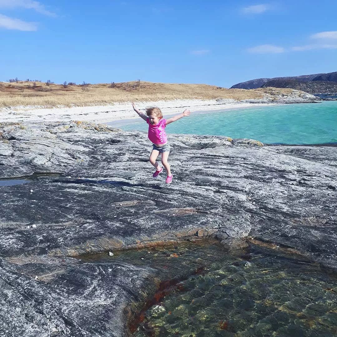 挪威的一个小岛夏天,挪威最美渔村北极圈里的秘境岛屿
