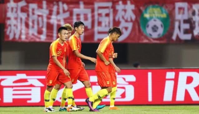 恒大当红炸子鸡一场比赛现多次低级失误，里皮赏识他是否看走了眼