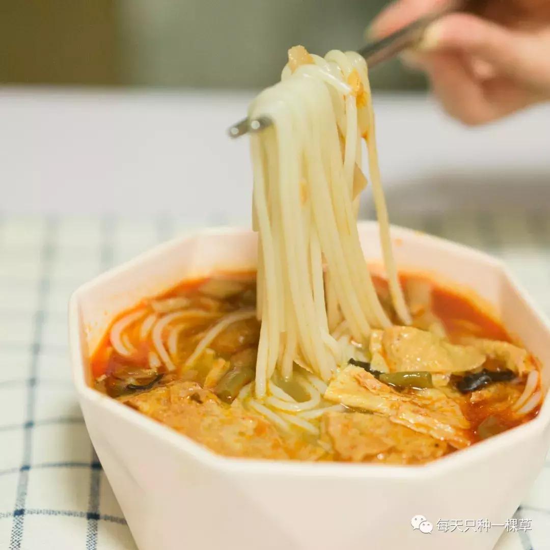 又香又辣的螺蛳粉推荐,超级辣的螺蛳粉推荐