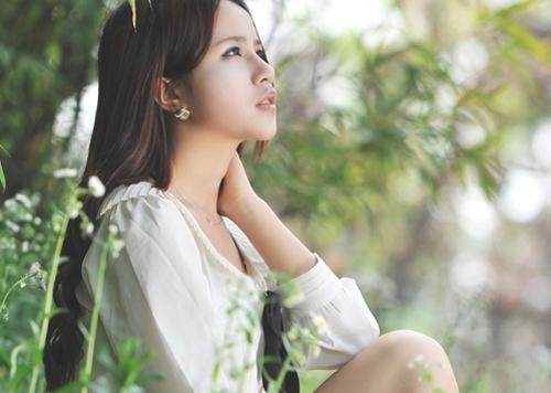 初恋心中的地位,初恋在男人心里是什么样子的地位