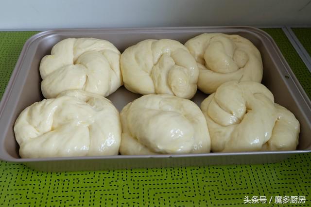 据说这个面包的原配方价值四千元，现在不花钱就能学到，快收藏！