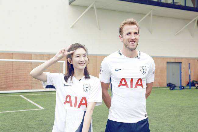 c罗的豪宅曼彻斯特,c罗与梅西的豪宅谁更牛