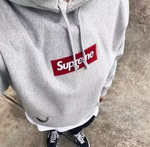 买不起太贵的潮牌,买不起潮牌