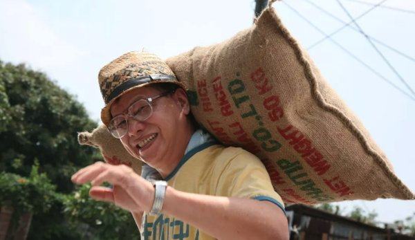 华语影坛四个“小龙”，多数人只认识三位，却不知有一位音效大师