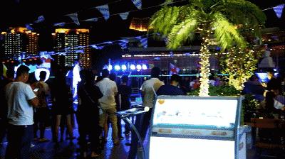 爽爆了！CBD如意湖畔世界杯免费看！啤酒、音乐一个不能少！