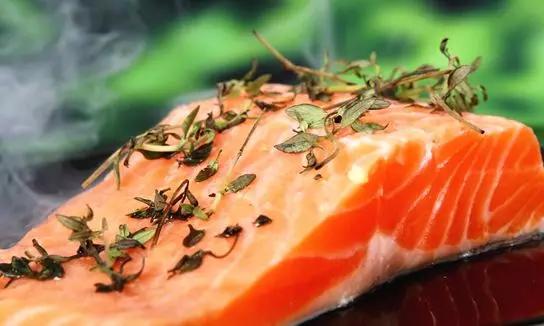 糖尿病患者要重视降胆固醇,糖尿病胆固醇高有哪些症状和危害