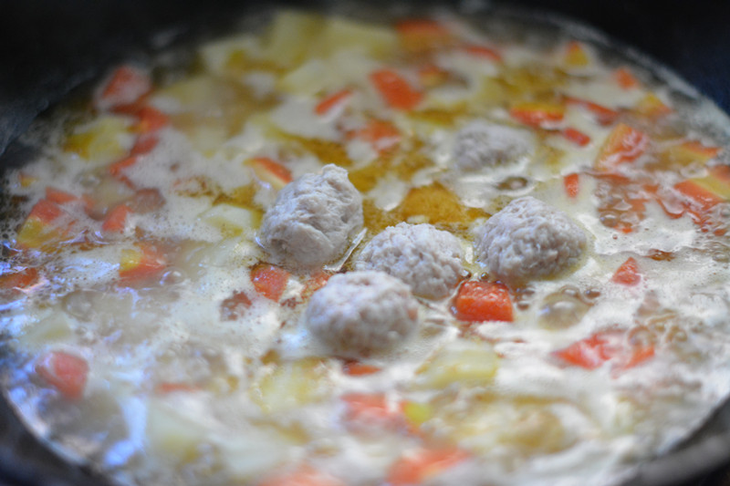 熬夜看球赛零食,熬夜看球赛饿了建议吃点水果