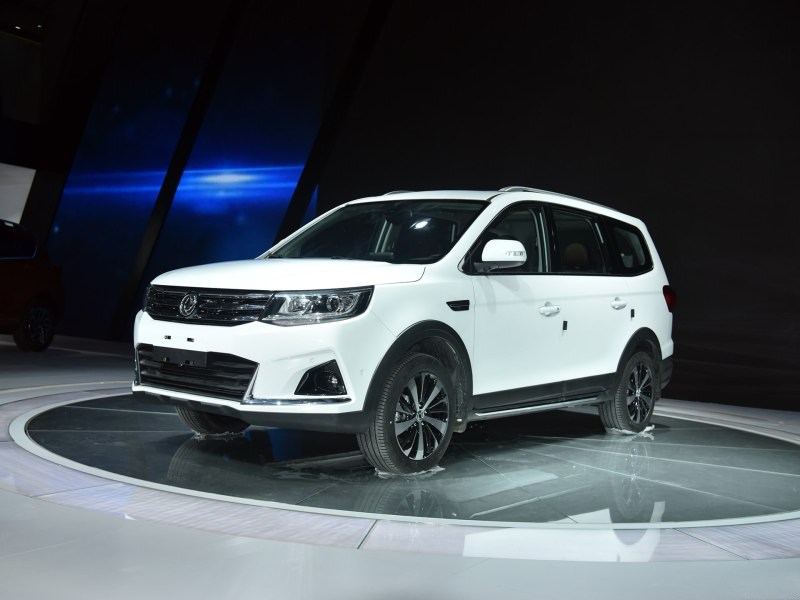 东风汽车风行景逸评价,东风风行景逸x6试驾视频