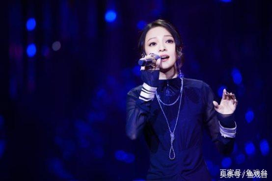 明星看见自己的偶像,明星看见偶像会怎样