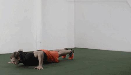 健身教练带着练和自己练的区别,健身教练训练惩罚