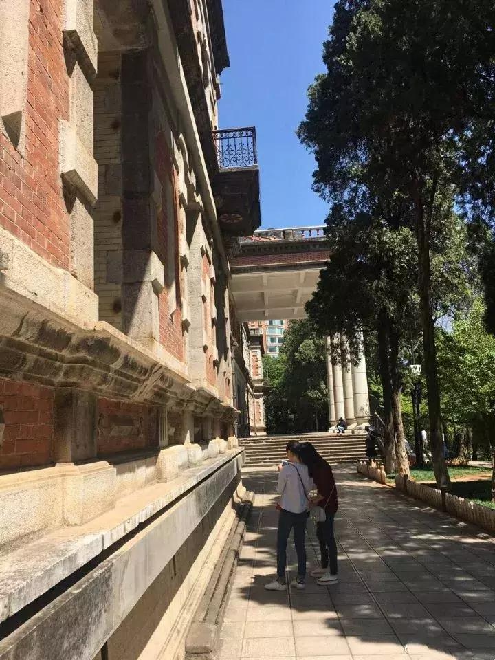 昆明国庆假期自驾游攻略,五一昆明最适合去的地方