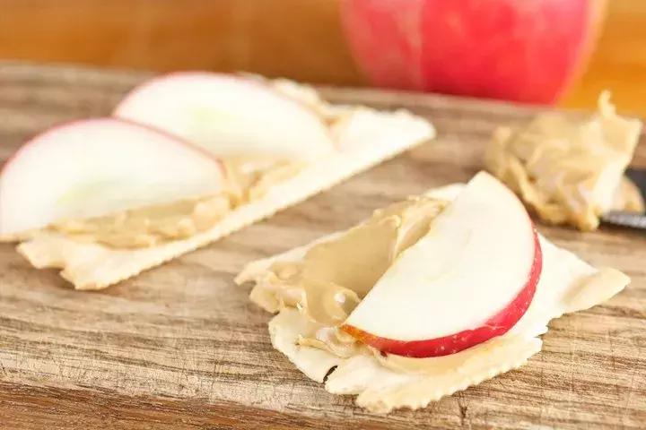 雌激素缺乏会引起哪些妇科病,雌激素低为什么引起心血管疾病