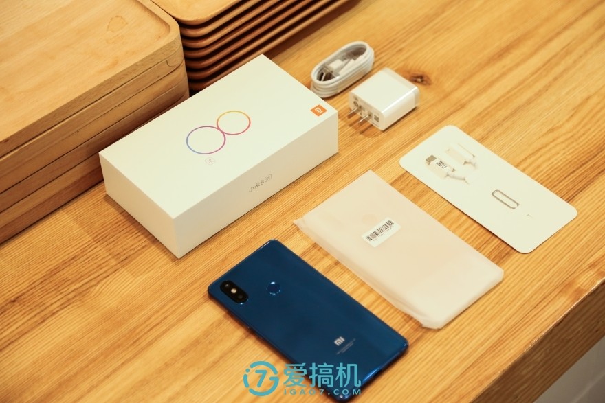 小米8se红色屏幕,小米8se红屏