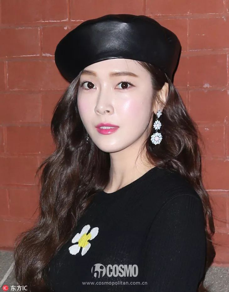 为什么中国女明星妆都好浓,中国女星化妆为什么没有日韩好看