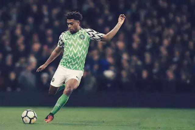 2018俄罗斯世界杯最酷的球衣,2018年俄罗斯世界杯用的足球形状