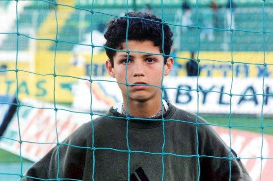 几部有关足球题材的电影,关于足球的电影最后一球