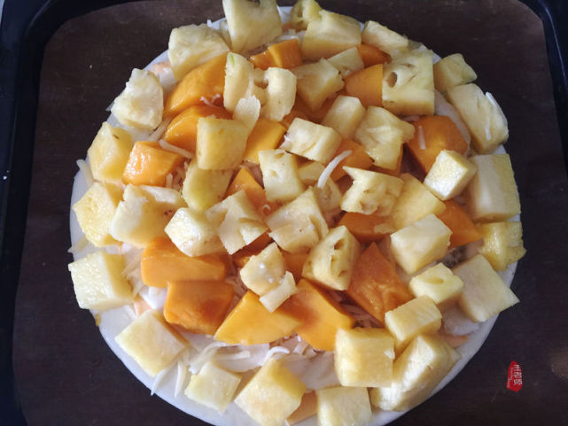 出去游玩回来就想吃的,第一次尝试水果披萨好看又好吃