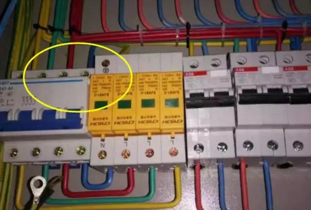 家庭用漏保如何接线,家庭用电可以在漏保接几根线