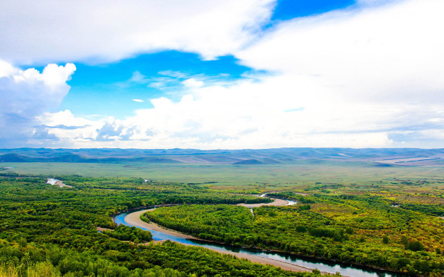 夏天了来呼伦贝尔旅游吧,暑假一起去新疆吧