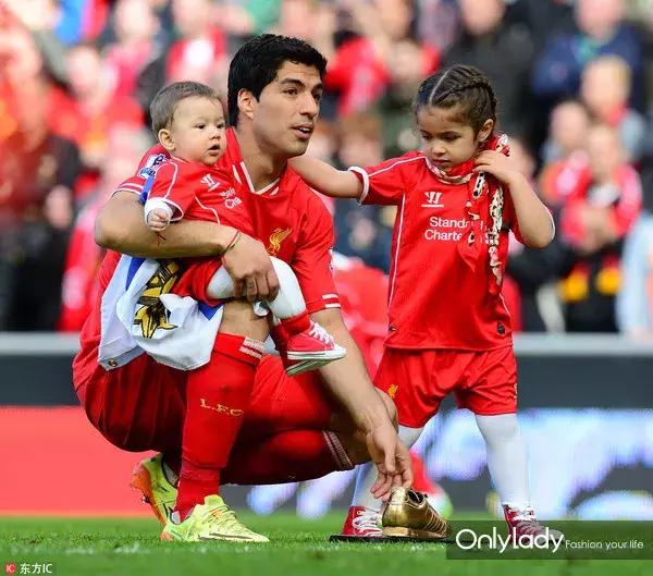 文明观球，给你心目中的世界杯巨星太太团排个名吧！