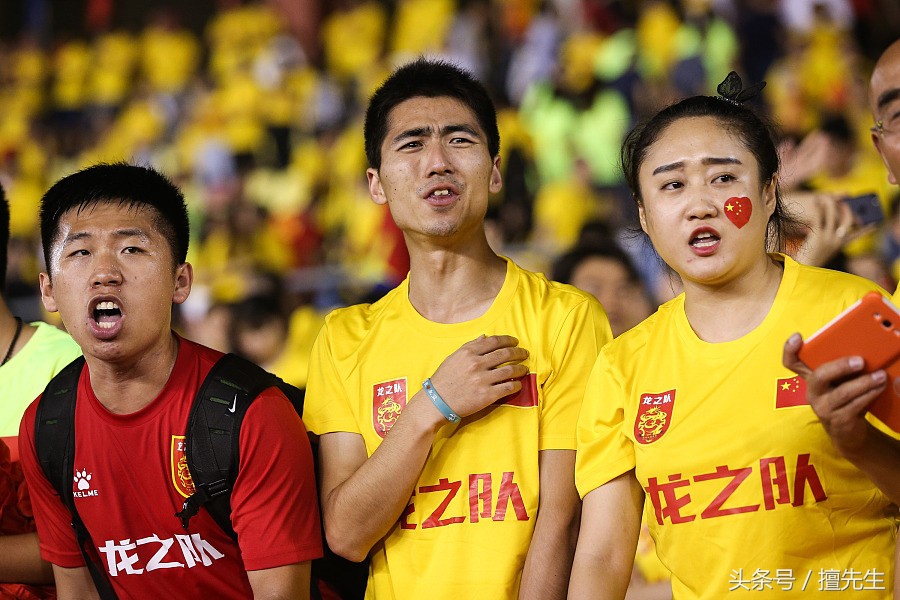 韩足协主席喊话我们联办2030年世界杯背后：02年韩日联办成污点