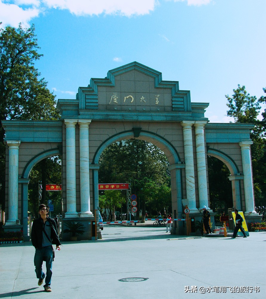 厦门有这样一个地方｜小和尚的邻居是大学生，古朴与摩登并存