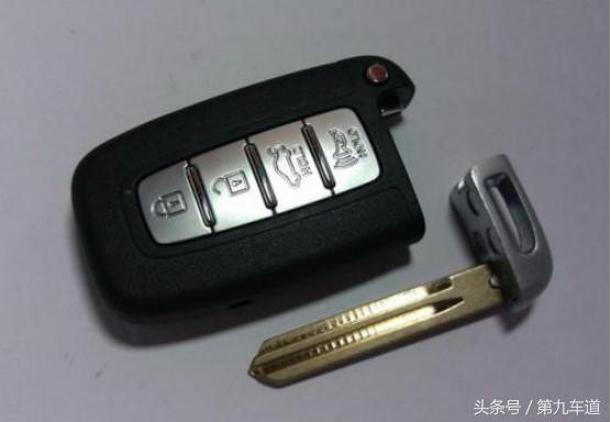 无钥匙启动踏板摩托车钥匙没电了,速腾无钥匙启动钥匙没电了怎么办