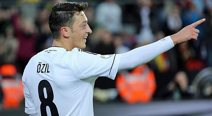 盘点世界杯球星开什么车,五位入选世界杯的球星座驾