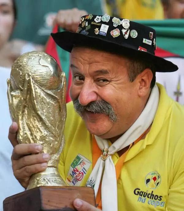 巴西世界杯老爷爷儿子,巴西世界杯老爷子