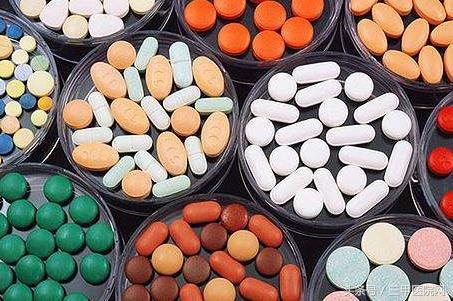 霉菌性阴道炎怎么分泌物又多又痒,下体瘙痒出现异味