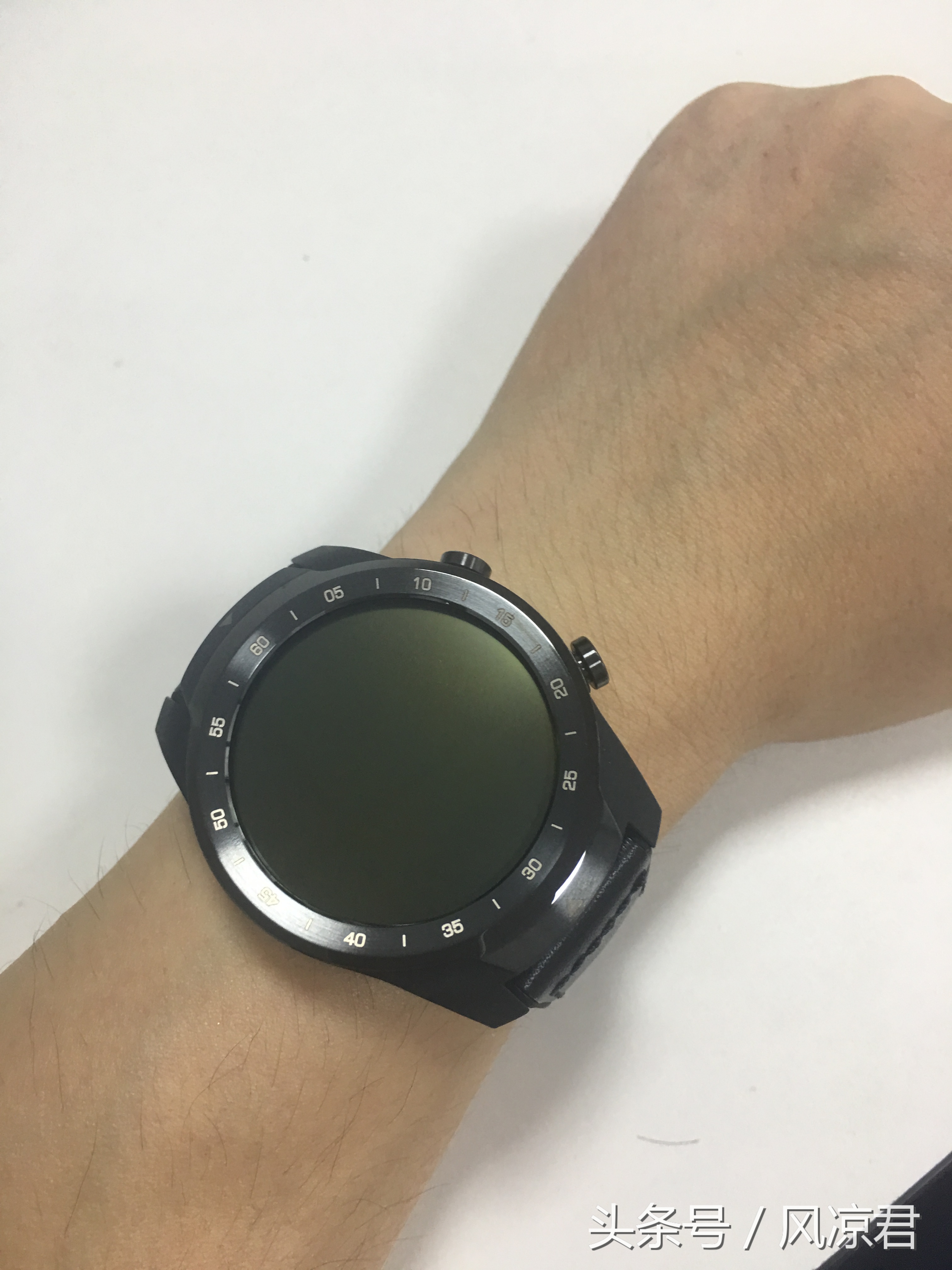 ticwatchpro3ultra,出门问问ticwatchprox开箱