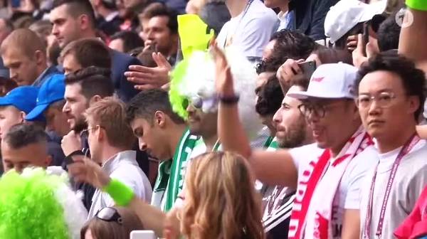 鹿晗是最会踢足球的明星,娱乐圈里喜欢鹿晗的明星