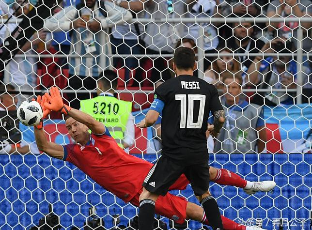 冰岛足球队晋级之路,冰岛足球队被淘汰维京战吼