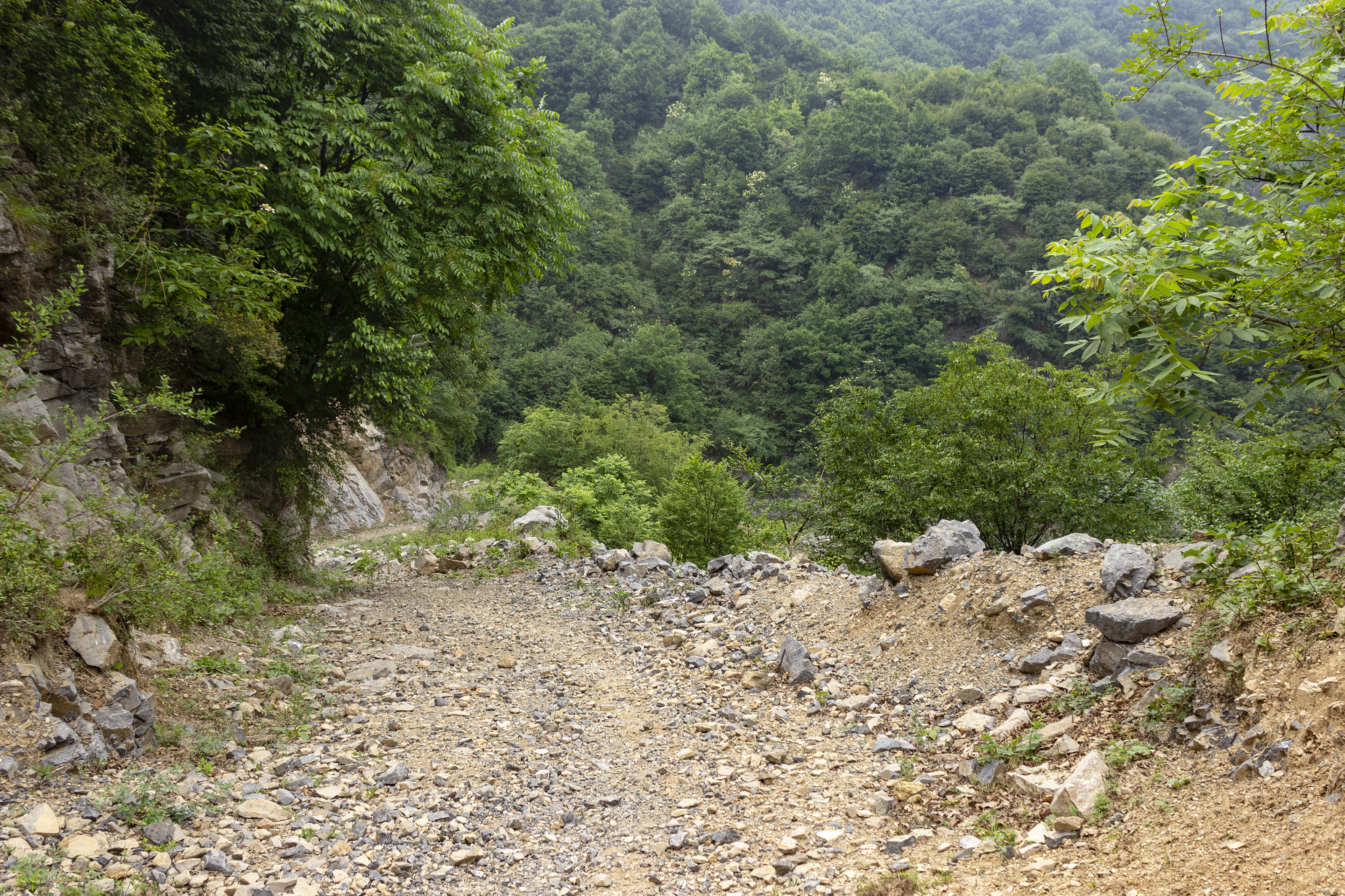 摩旅翻越秦岭,摩旅西岭雪山