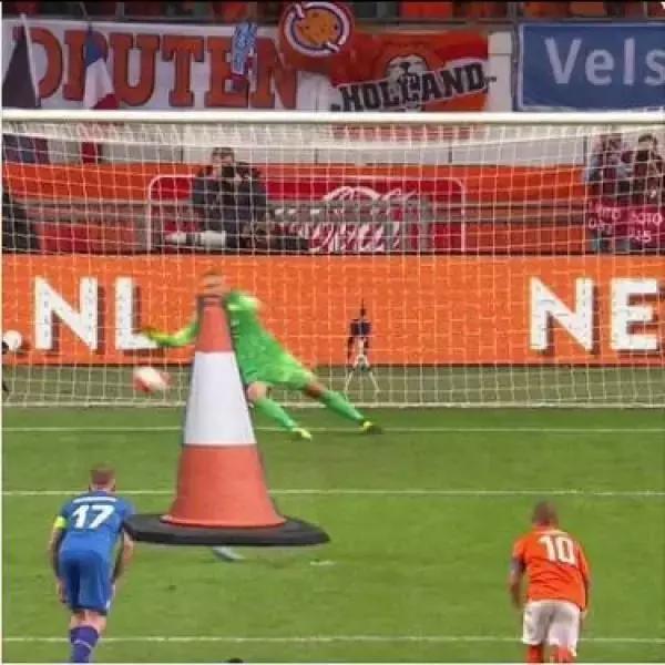 今天被冰岛人刷屏，快笑岔劈了！导演扑球算啥……