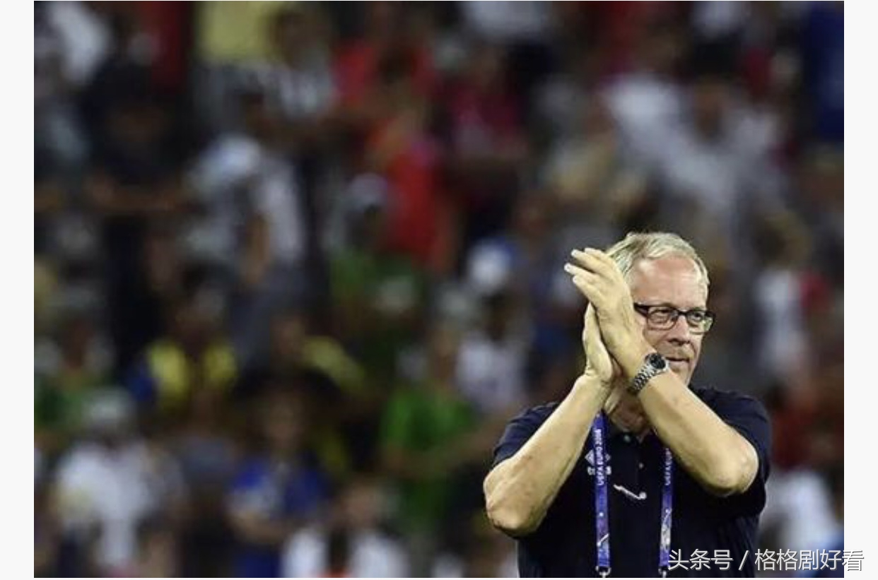 马丁内斯扑出法国队点球梅西反应,世界杯门将扑救阿根廷