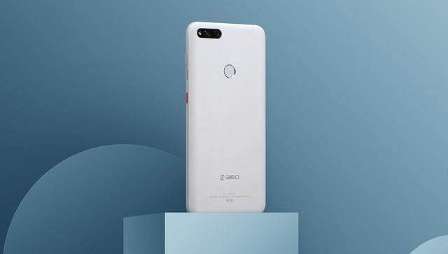 适合看世界杯直播视频的手机有哪些？第一款就很惊艳