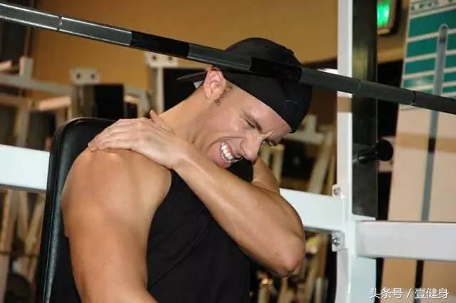 好久不运动运动后肌肉酸痛怎么办,运动第一天后酸痛第二天怎么运动