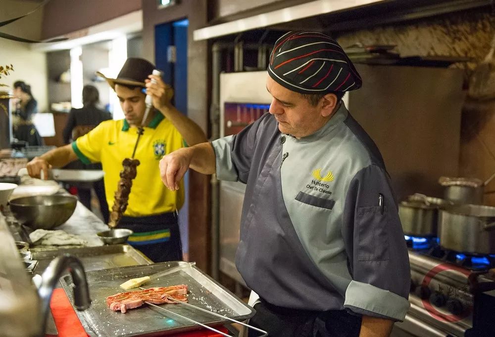 父亲节|桑巴军团世界杯首秀巴西大厨奉上最燃巴西烤肉