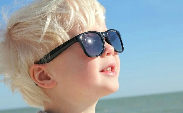 宝宝防晒很重要,最容易忽视的防晒部位